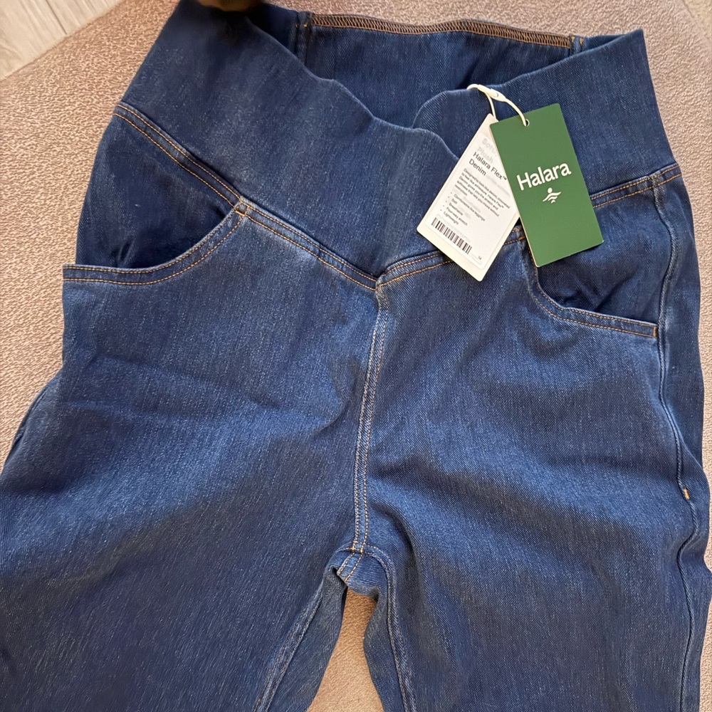 HALARA Women's Dark Blue Jeggings NWT